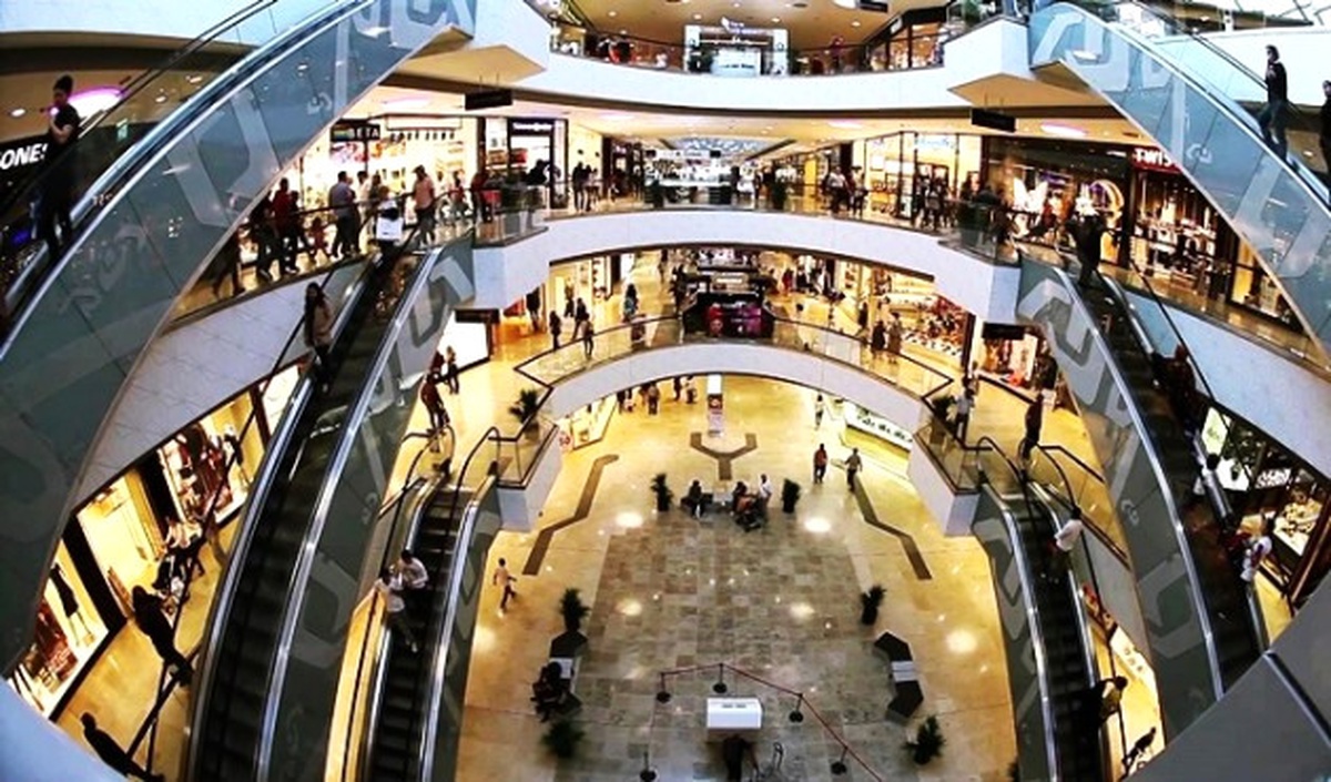 Avm\'lerin Kapanış Saatine Ramazan Ayarı