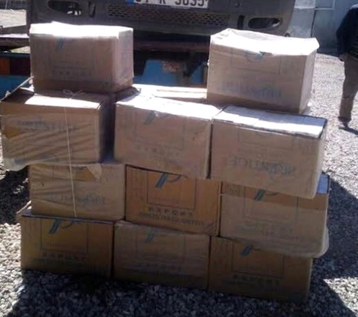 Başkale\'de 39 Bin Paket Kaçak Sigara Ele Geçirildi.