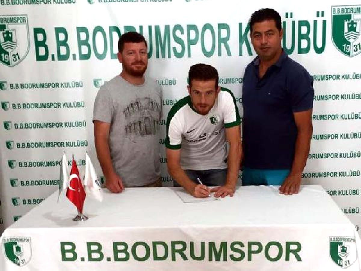 Bodrum Belediyesi Bodrumspor Umut Kaya ile İmzaladı