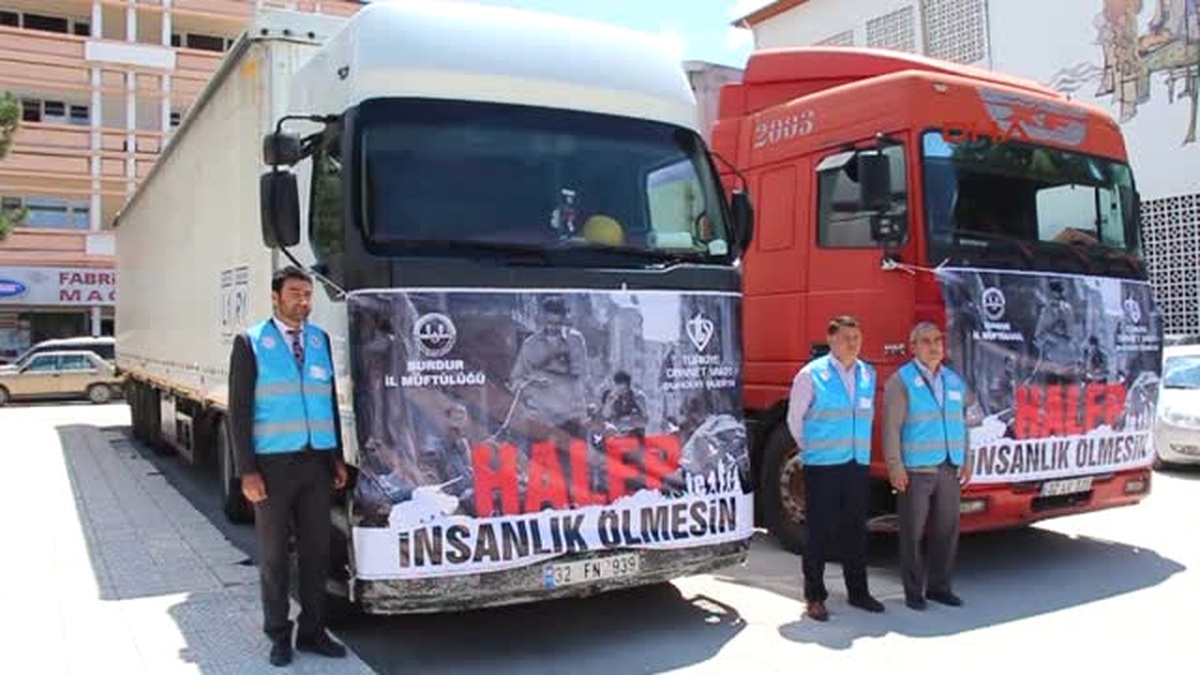 Burdur\'dan Suriye\'ye 2 Tır Un Gönderildi
