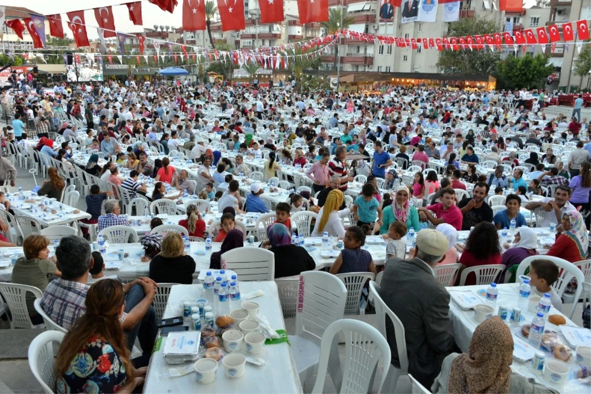 Büyükşehir\'in Ramazan Etkinlikleri Anamur\'la Devam Etti