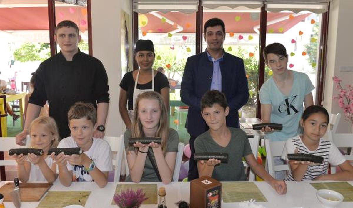 Çocuklara Sushi Yapma Eğitimi