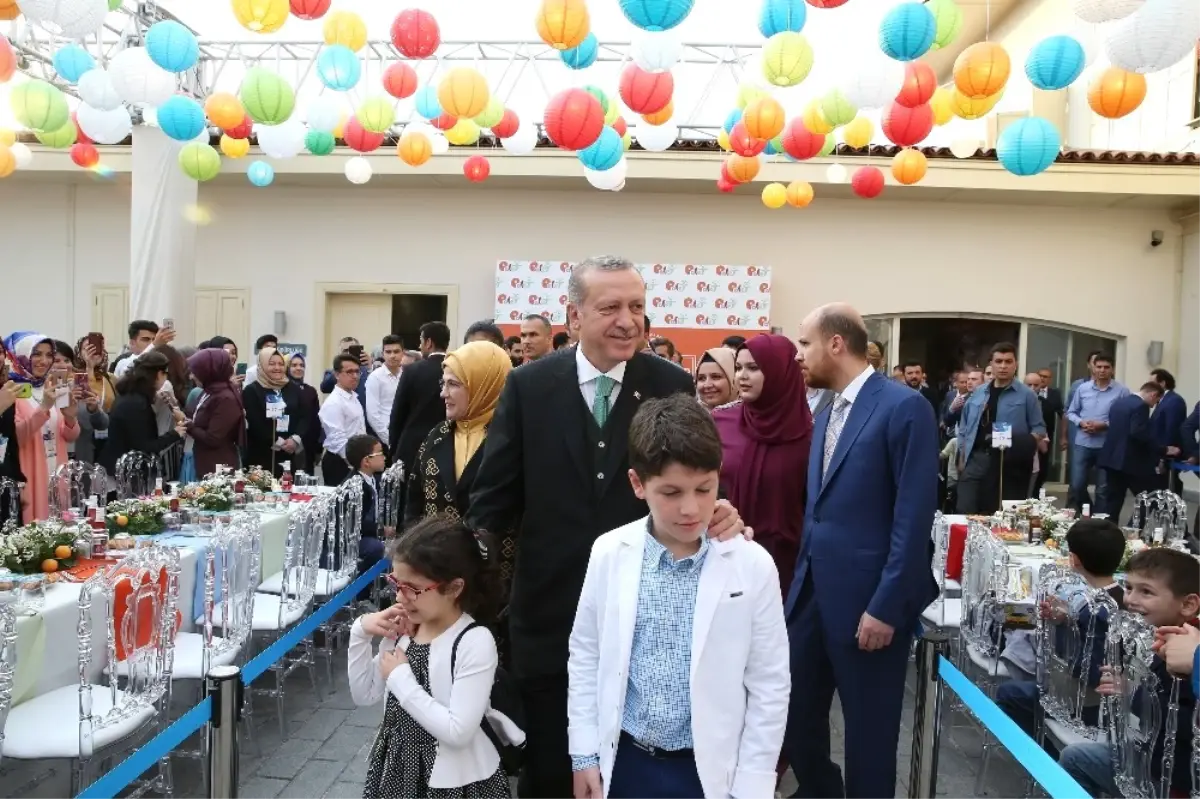 Cumhurbaşkanı Erdoğan Torununun Mezuniyet Heyecanını Paylaştı