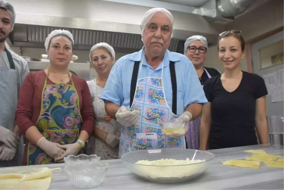 Eşini Kaybetti, 75 Yaşında Yemek Kursuna Gidip Yaşama Tutundu