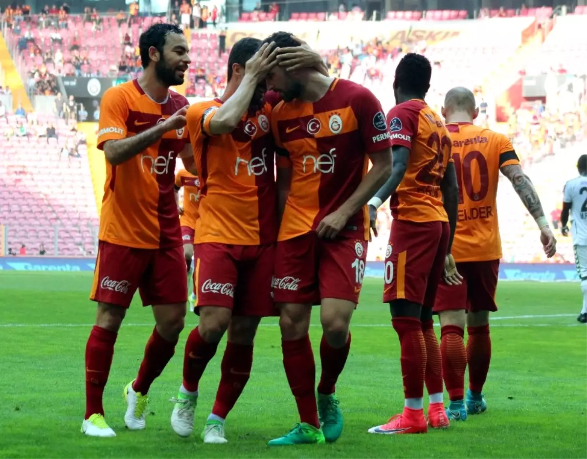 Galatasaray Sezonu 3 Puanla Kapattı