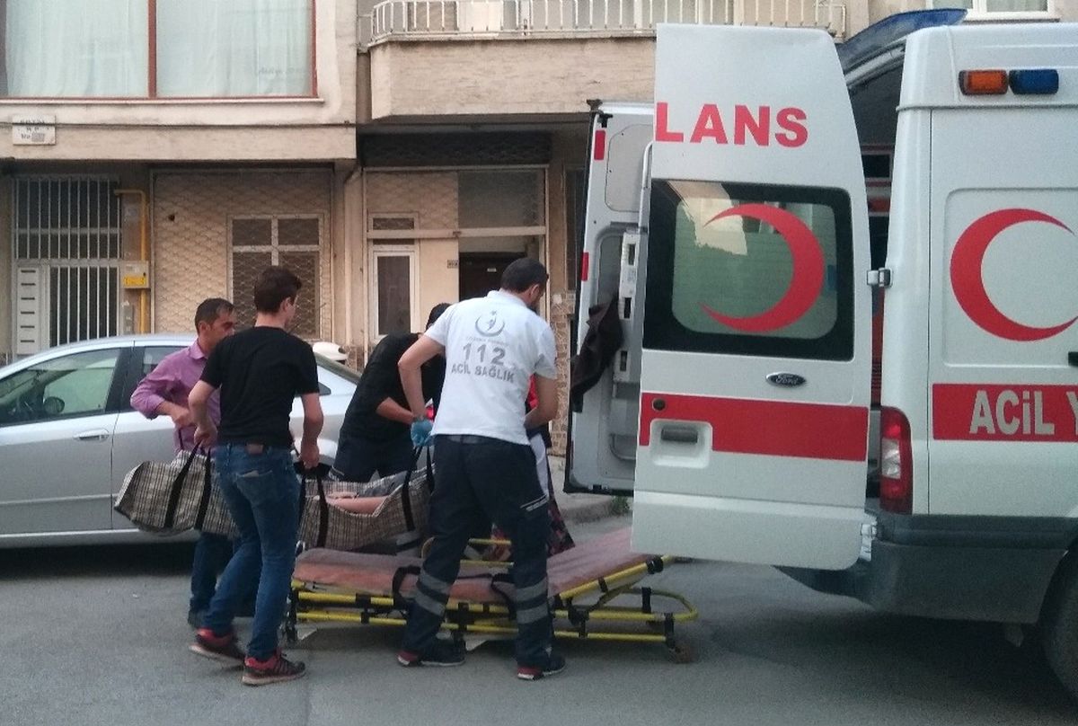 Genç Kız İlaç İçerek İntihar Teşebbüsünde Bulundu