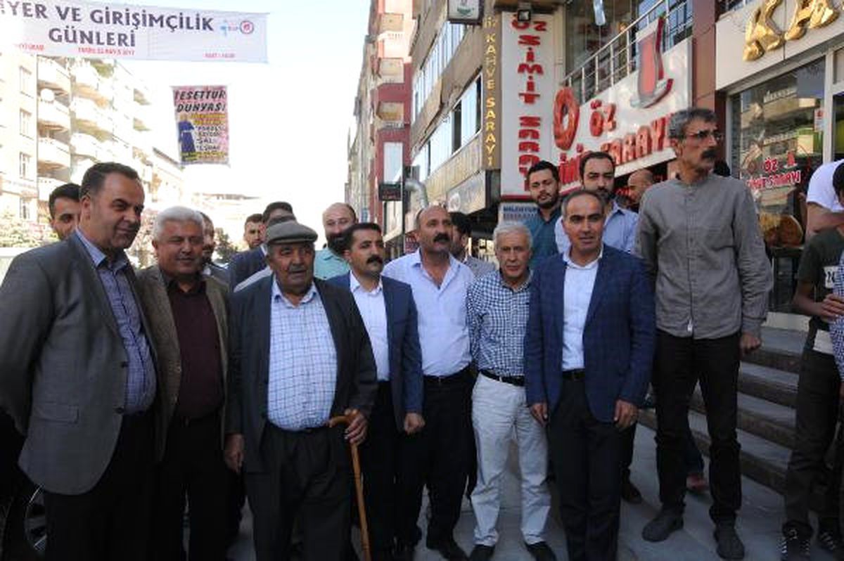 Hakkarililer İl Kalmak İçin Yürüyecek