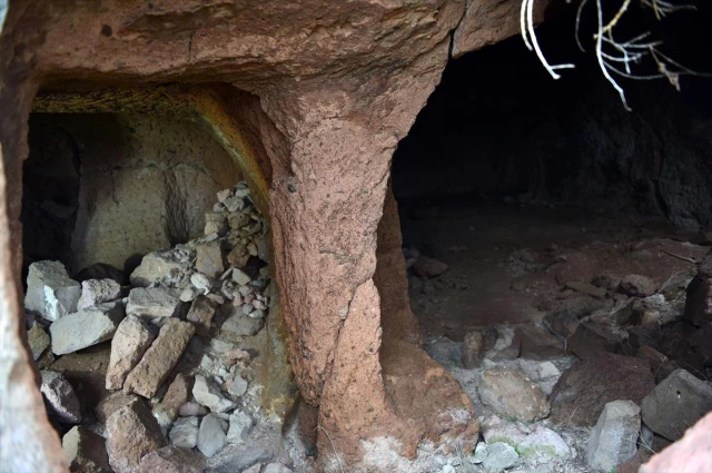 Картинки по запросу Kayseri'de yeraltı şehri bulundu