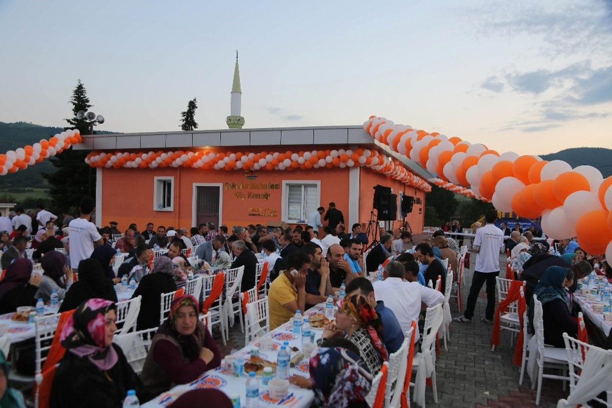 Köy Konağı Açılışı 4 Mahalleyi Buluşturdu