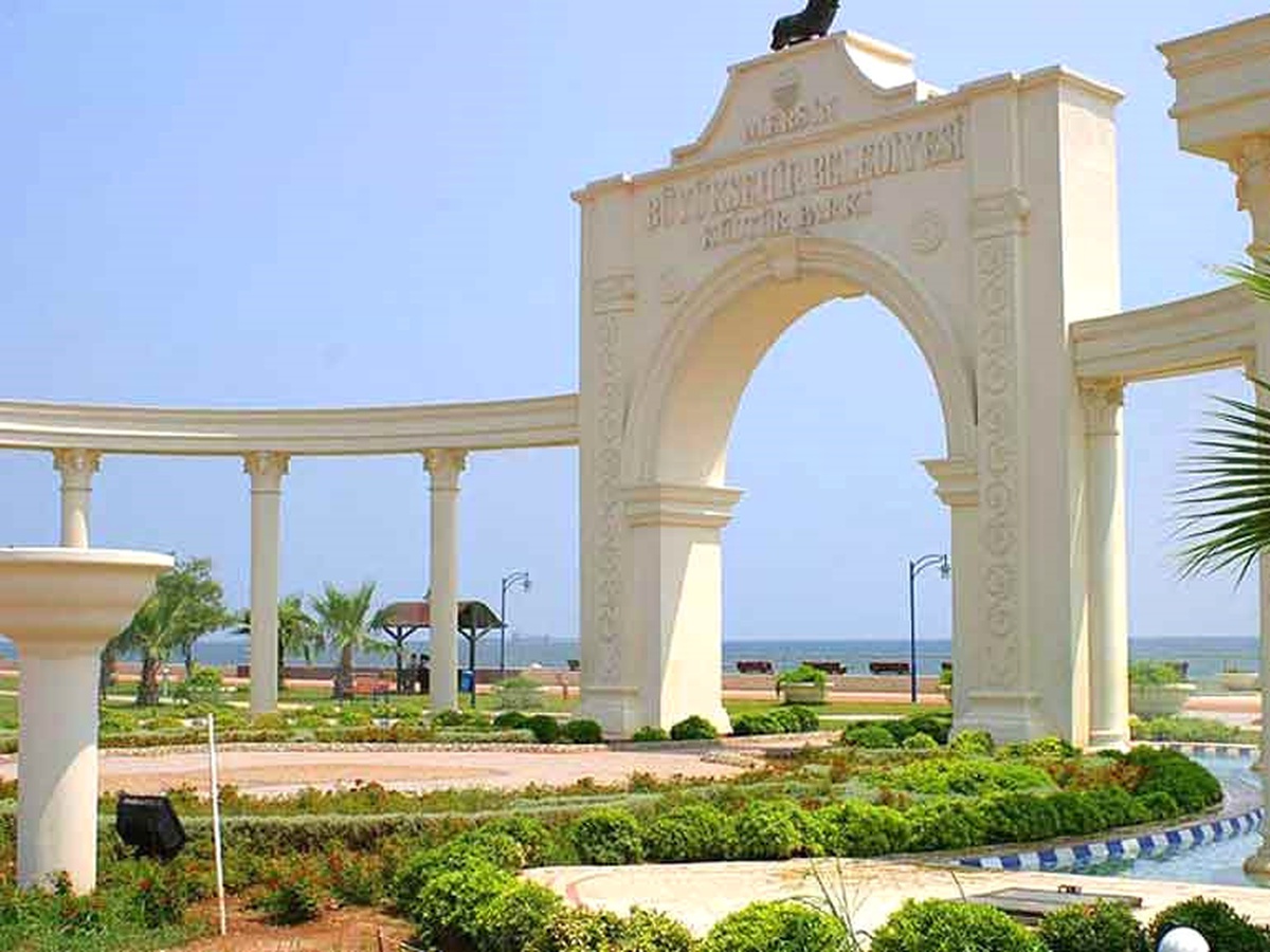 Kültür Park\'taki Futbol Takımı Meydanları Yıkılmayacak