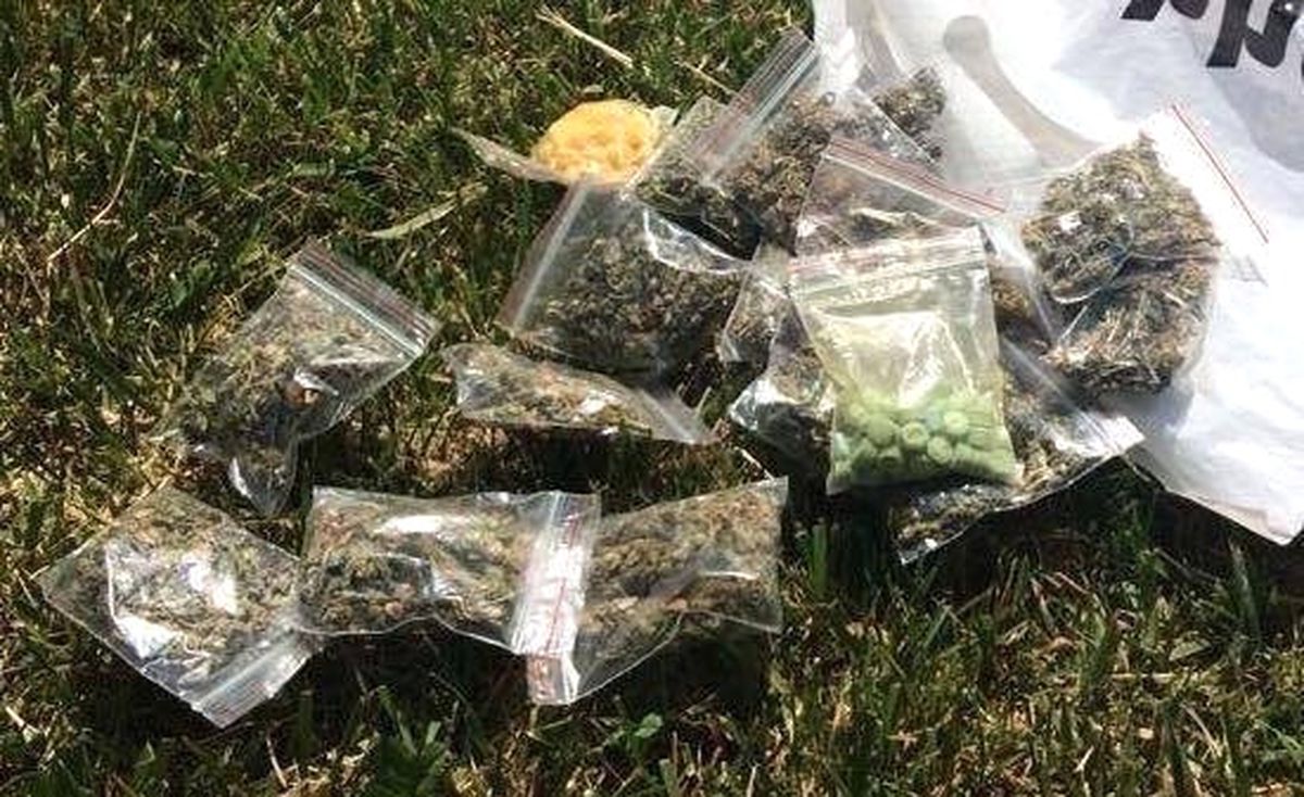 Kulu\'da Esrar ve Uyuşturucu Hap Ele Geçirildi