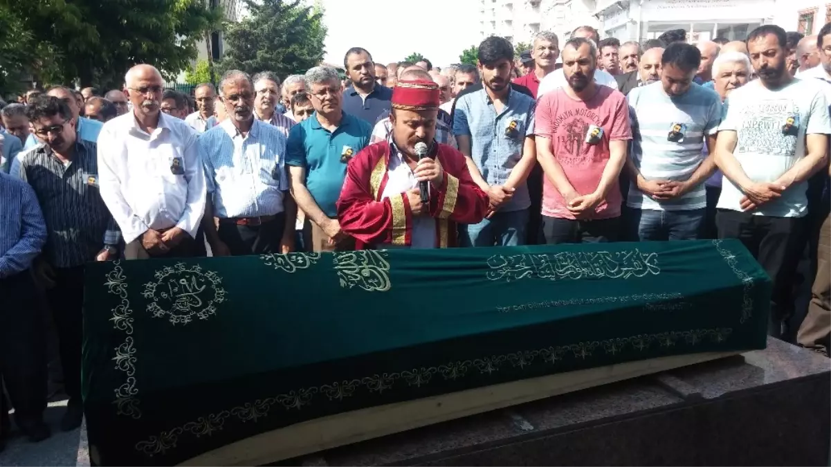 Maganda Kurşunuyla Hayatını Kaybeden Oğuz Kıllı Son Yolculuğuna Uğurlandı