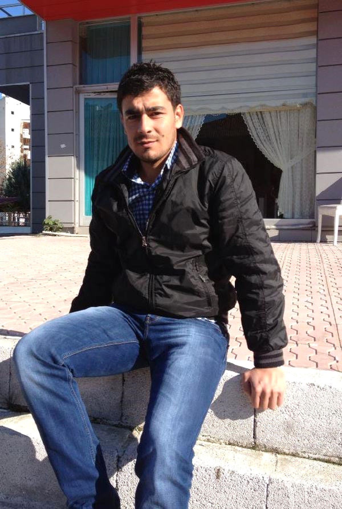 Perdecinin Borç İntiharı