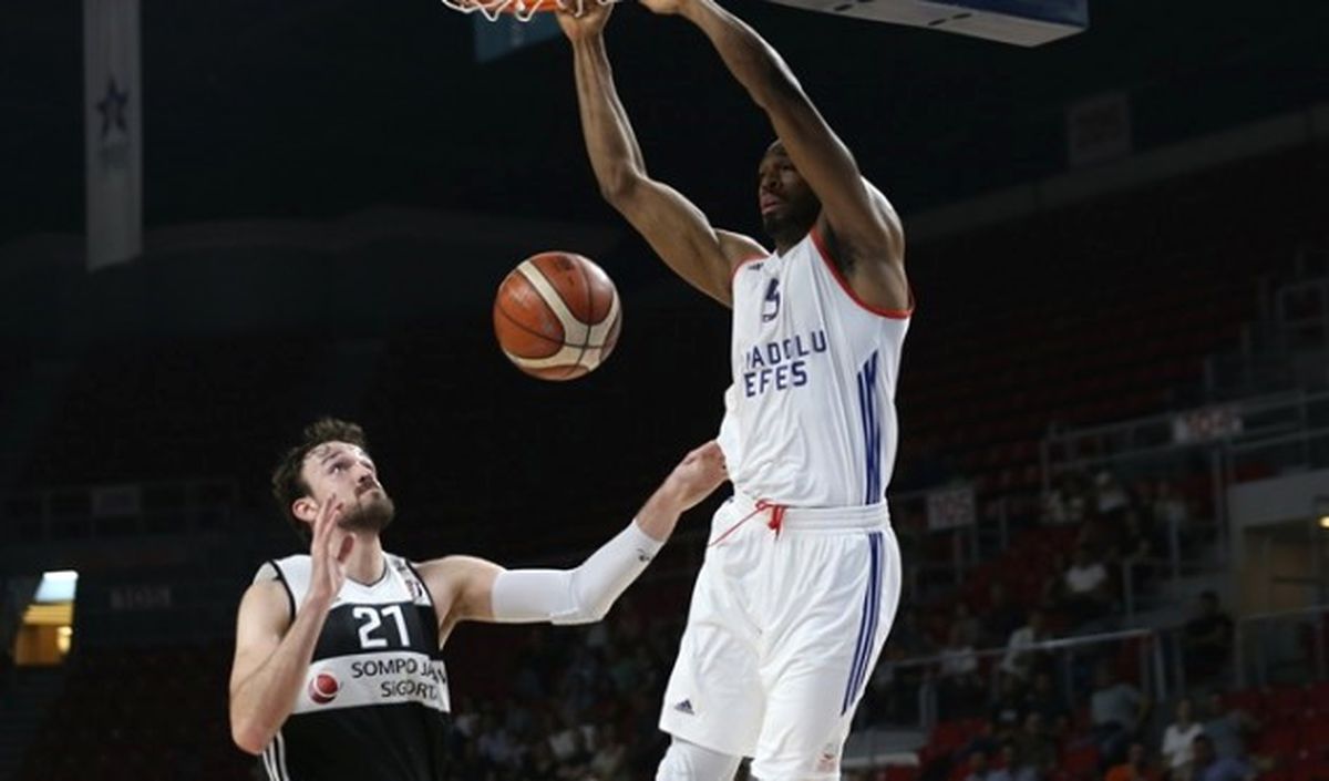 Anadolu Efes Seriye Tutundu