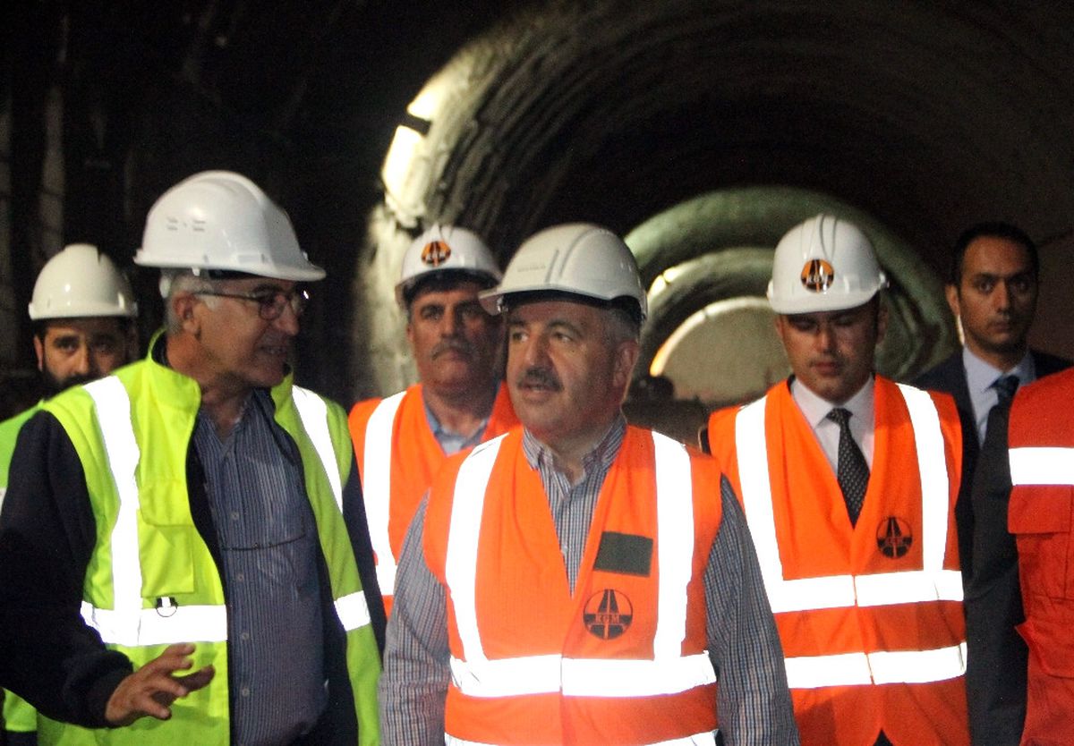 Bakan Arslan: Terörle Mücadele Kadar Kalkınma da Önemli