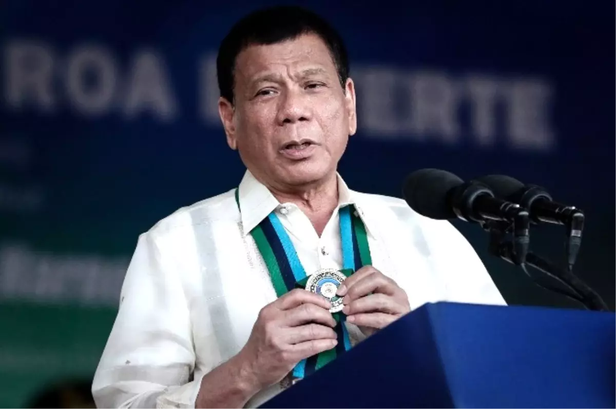 Duterte\'den Orduya Marawi Talimatı