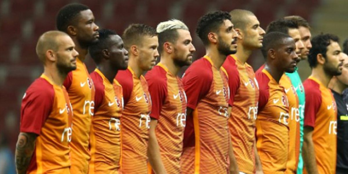 Galatasaray\'a Veda Etti!