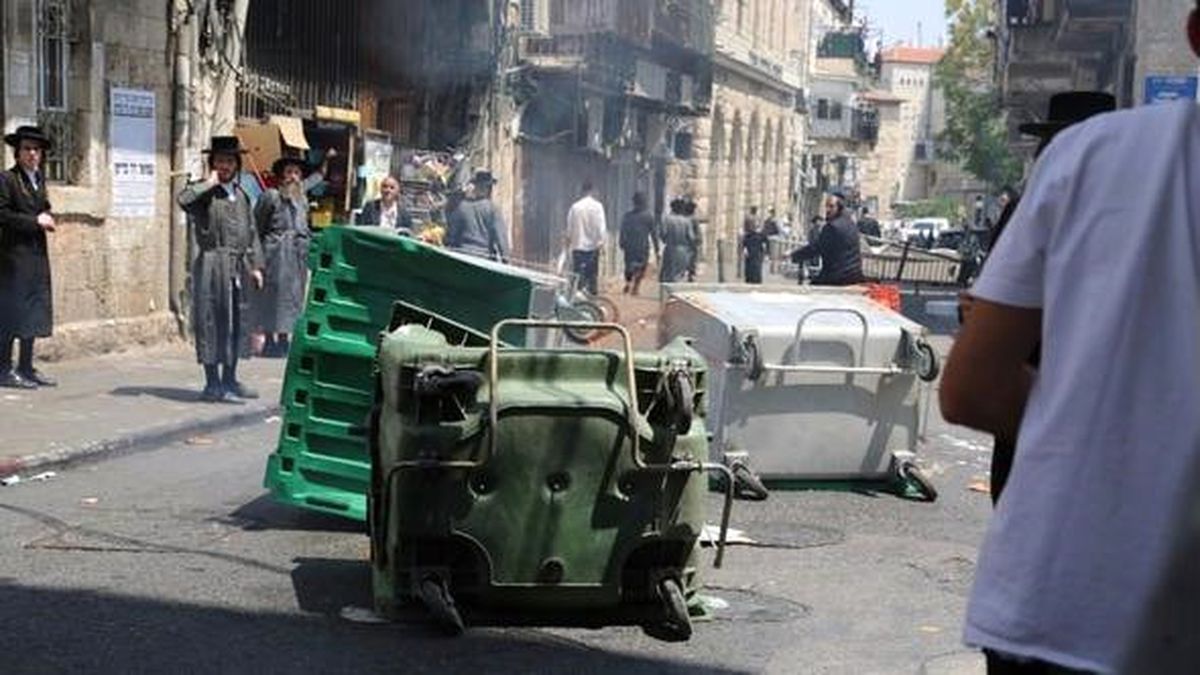 Haredi Yahudileri İsrail Polisiyle Çatıştı