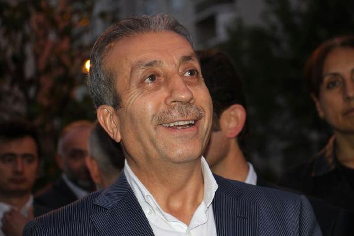 Mehdi Eker Başakşehirlilerle Birlikte İftar Açtı