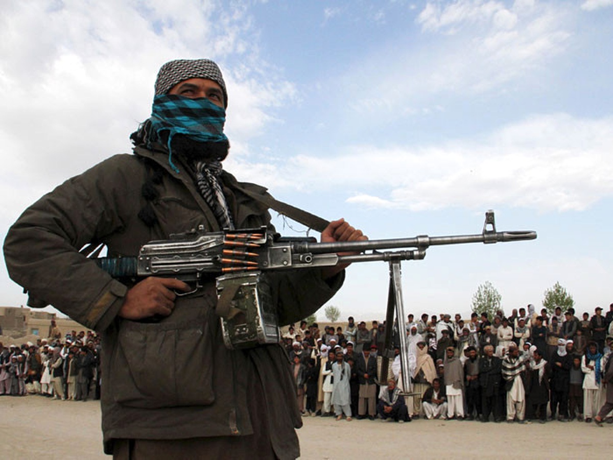 Afganistan\'da Taliban, İmam Sahip İlçesine Saldırdı
