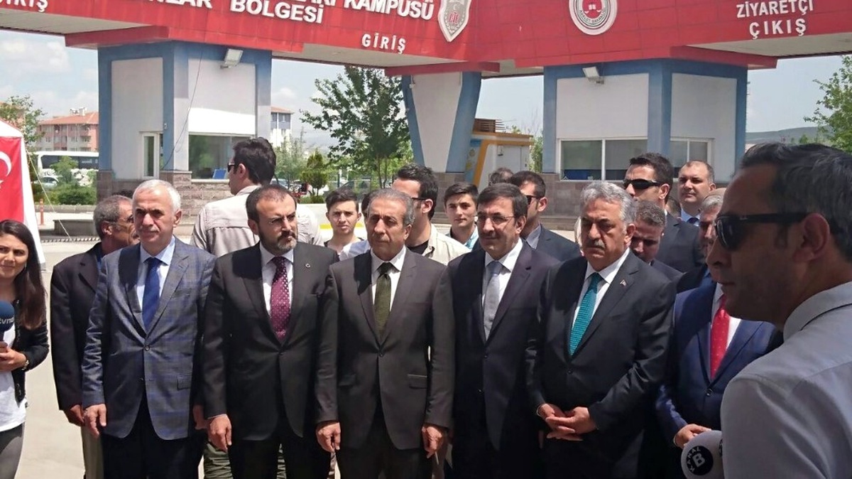 AK Parti Myk Üyeleri, Fetö Çatı Davasını Takip Etmek Üzere Sincan Cezaevi Kampüsü\'ne Geldi