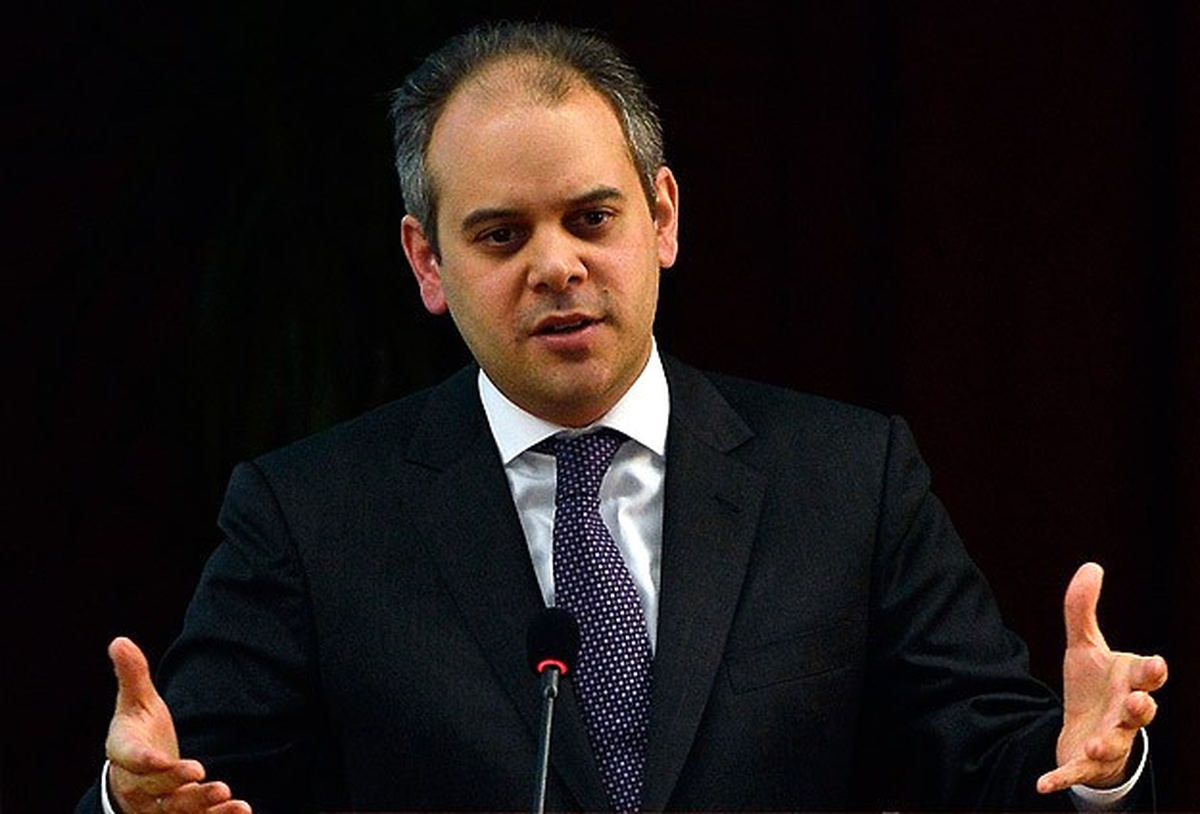 Bakan Çağatay Kılıç, Göztepe\'yi Tebrik Etti