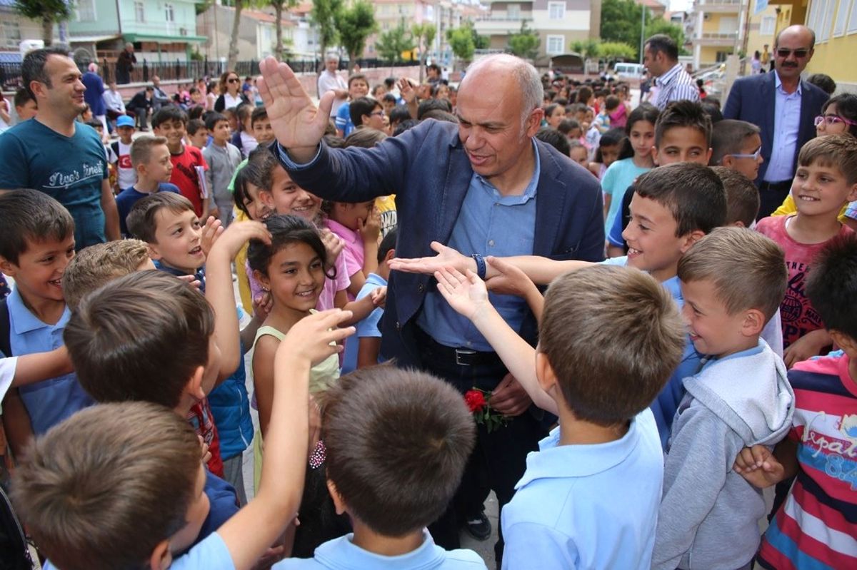 Belsa Önünde Ödül Töreni Var