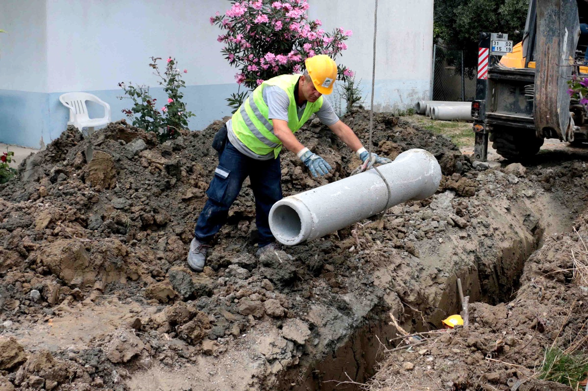 Cumhuriyet Mahallesi Eski Hatlara Veda Ediyor