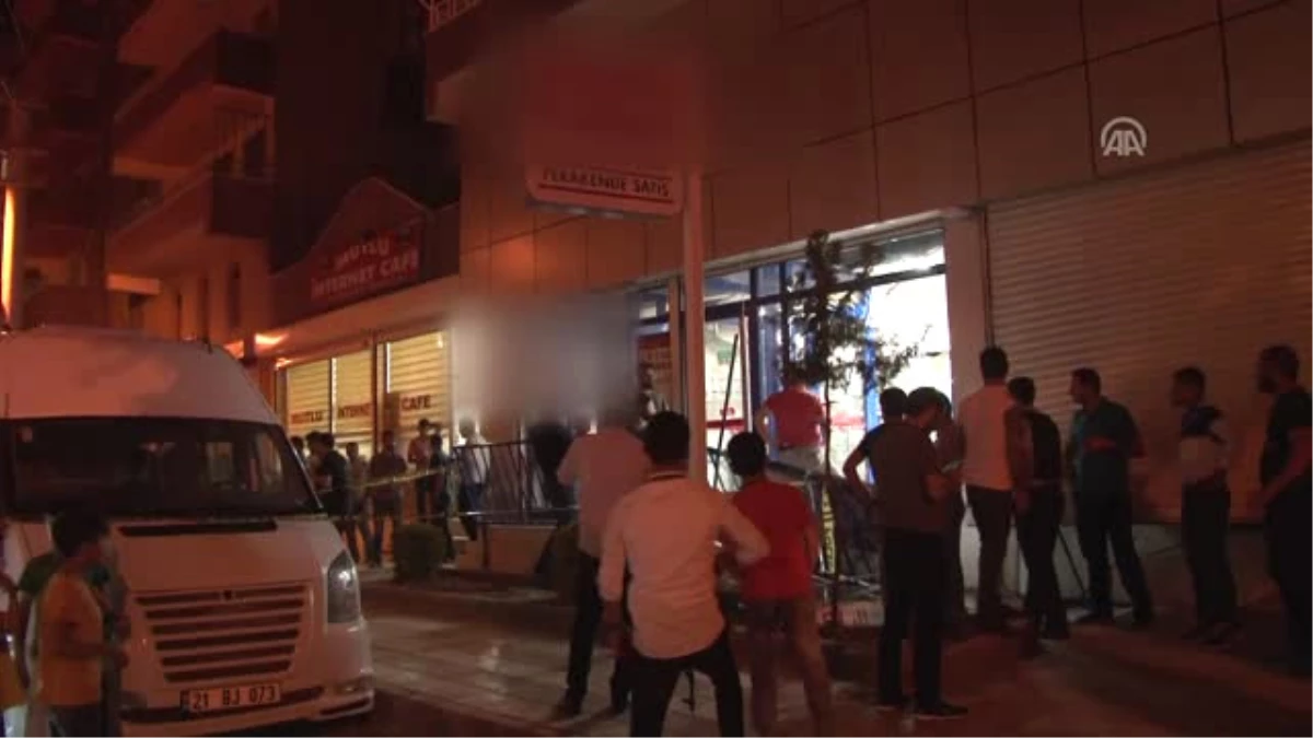 Diyarbakır\'da Markete El Yapımı Patlayıcıyla Saldırı