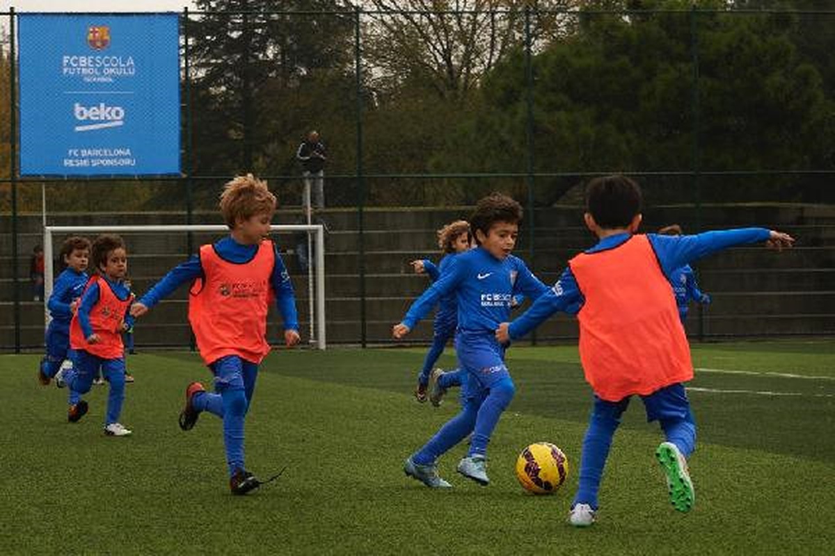 Fc Barcelona Resmi Futbol Okulu İstanbul\'da 4. Sezonuna Hazırlanıyor