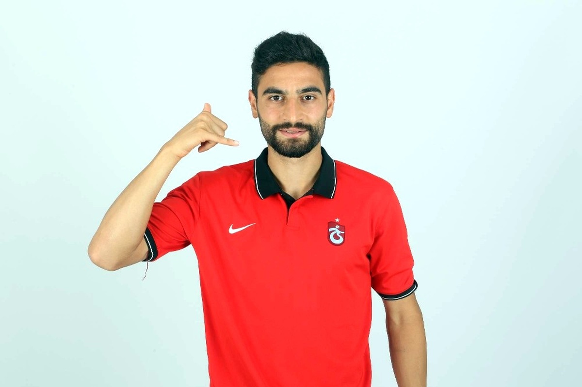 Fenerbahçe, Mehmet Ekici\'yi Açıkladı