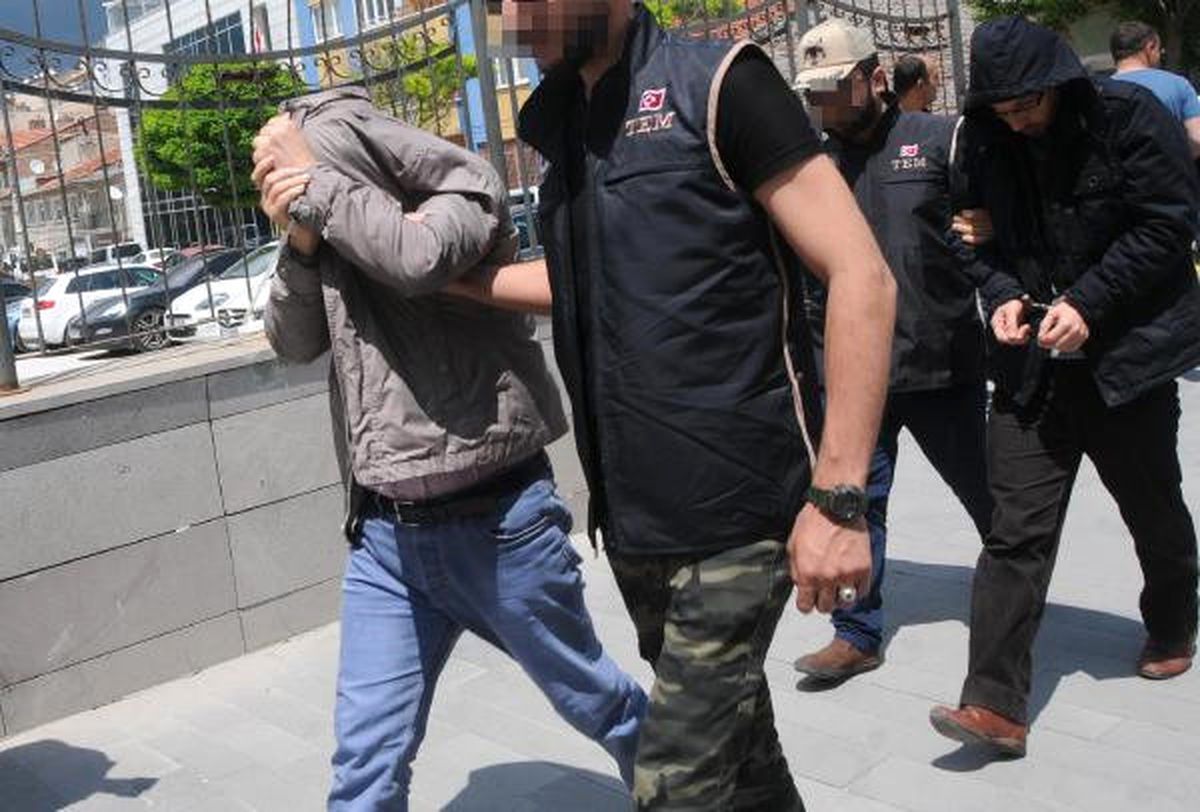 Fetö Şüphelisi 2 Kişi Adliyede