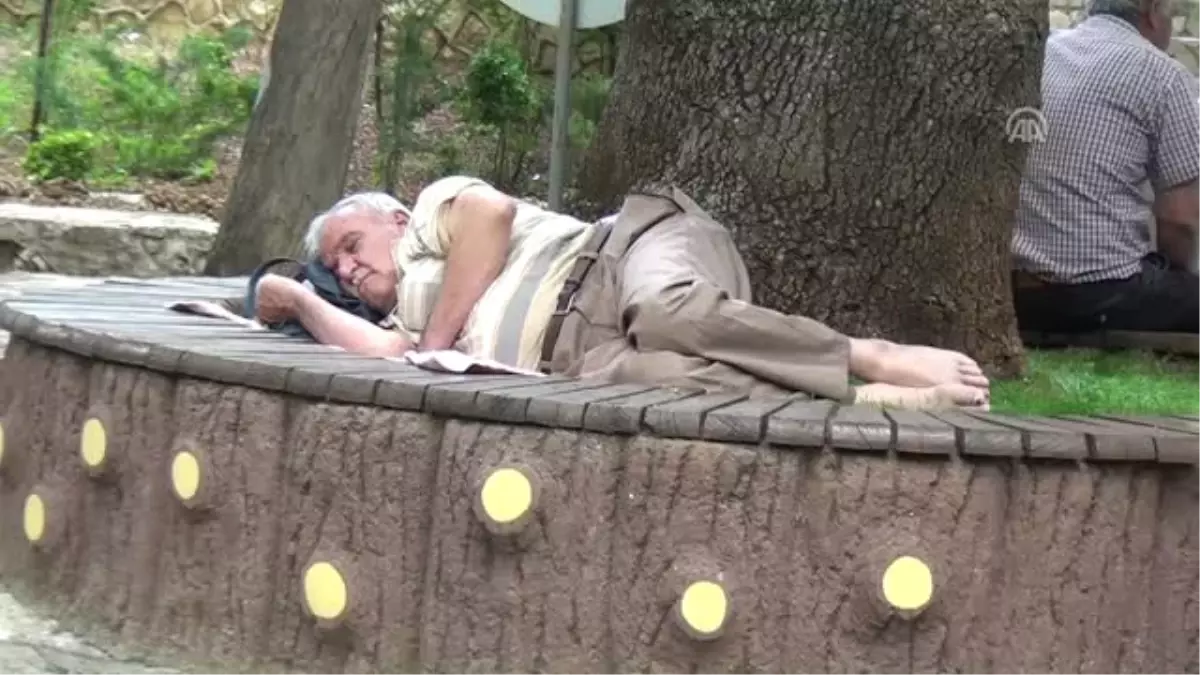 Kahramanmaraşlıların Ramazan Ayında Sıcakla Mücadelesi