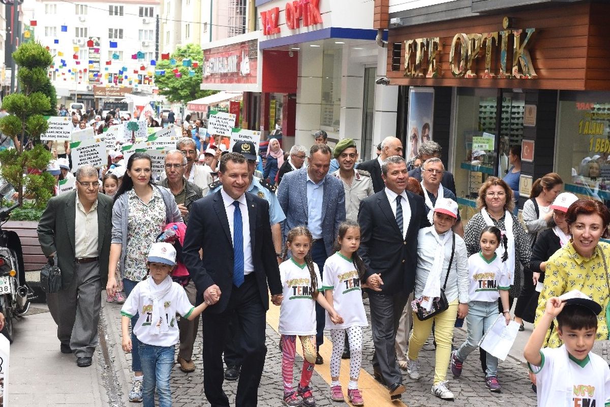 Karesi\'de Dünya Çevre Günü Kutlandı