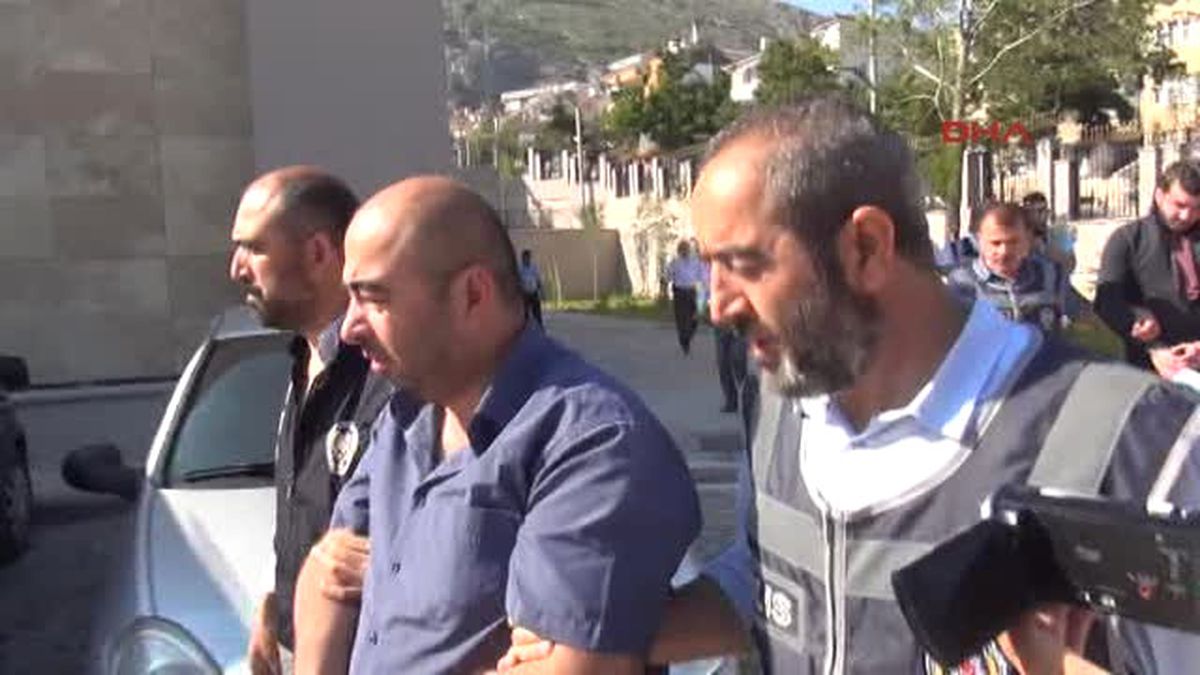 PTT Çalışanı, Babasını Bile Dolandırmış (2)