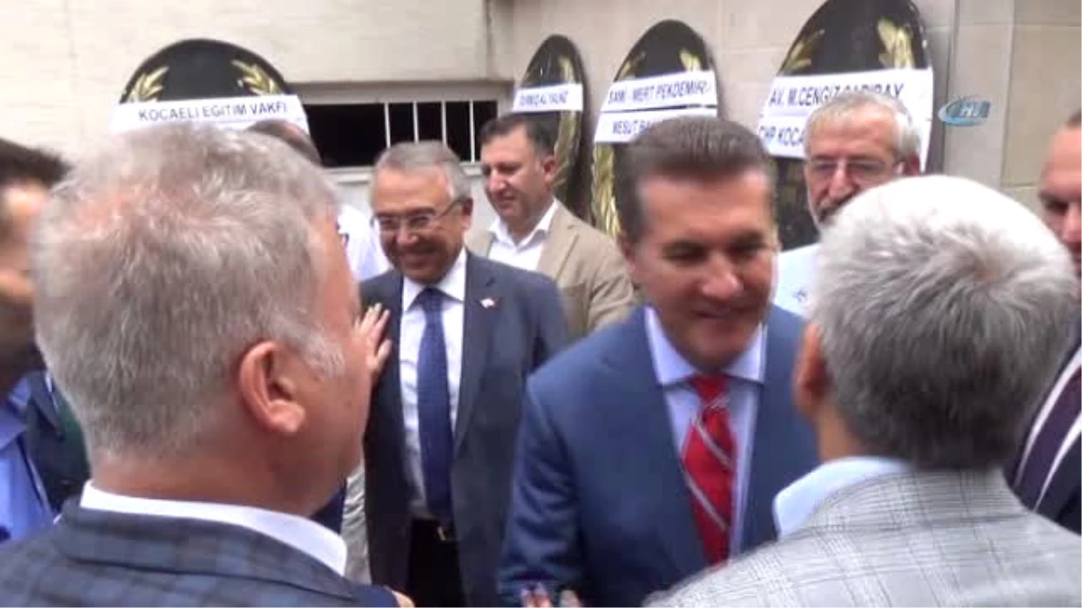 Sefa Sirmen\'in Ağabeyi Son Yolculuğuna Uğurlandı