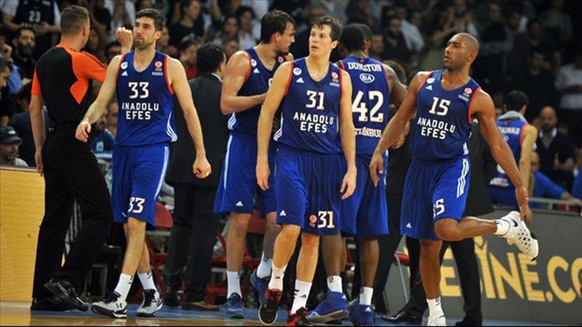 Tbf Yönetim Kurulu, Anadolu Efes\'e 3 Puan Düşürme Cezası Verdi
