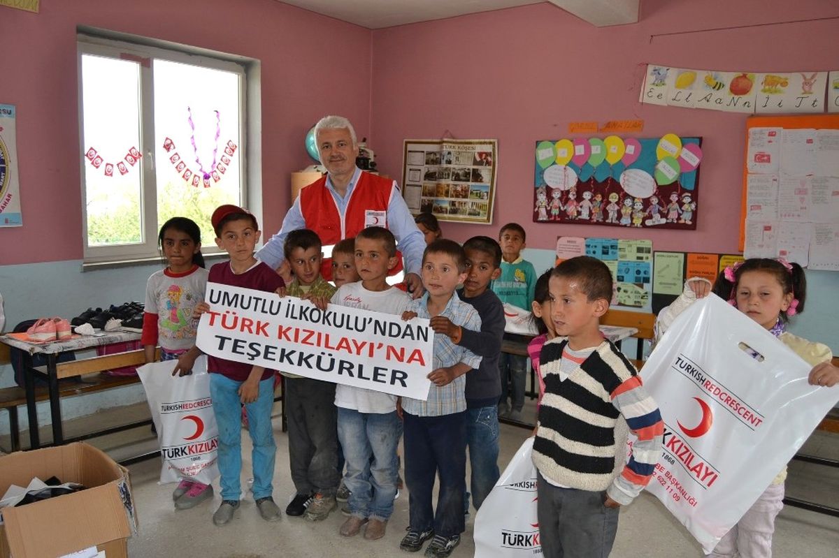 Türk Kızılay Derneği, Alaçam Şubesini Kapattı