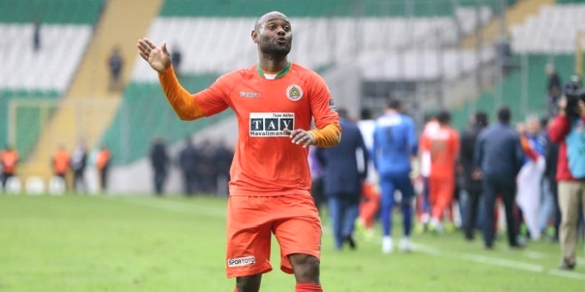 Vagner Love\'a Flaş Teklif! Açıklandı...