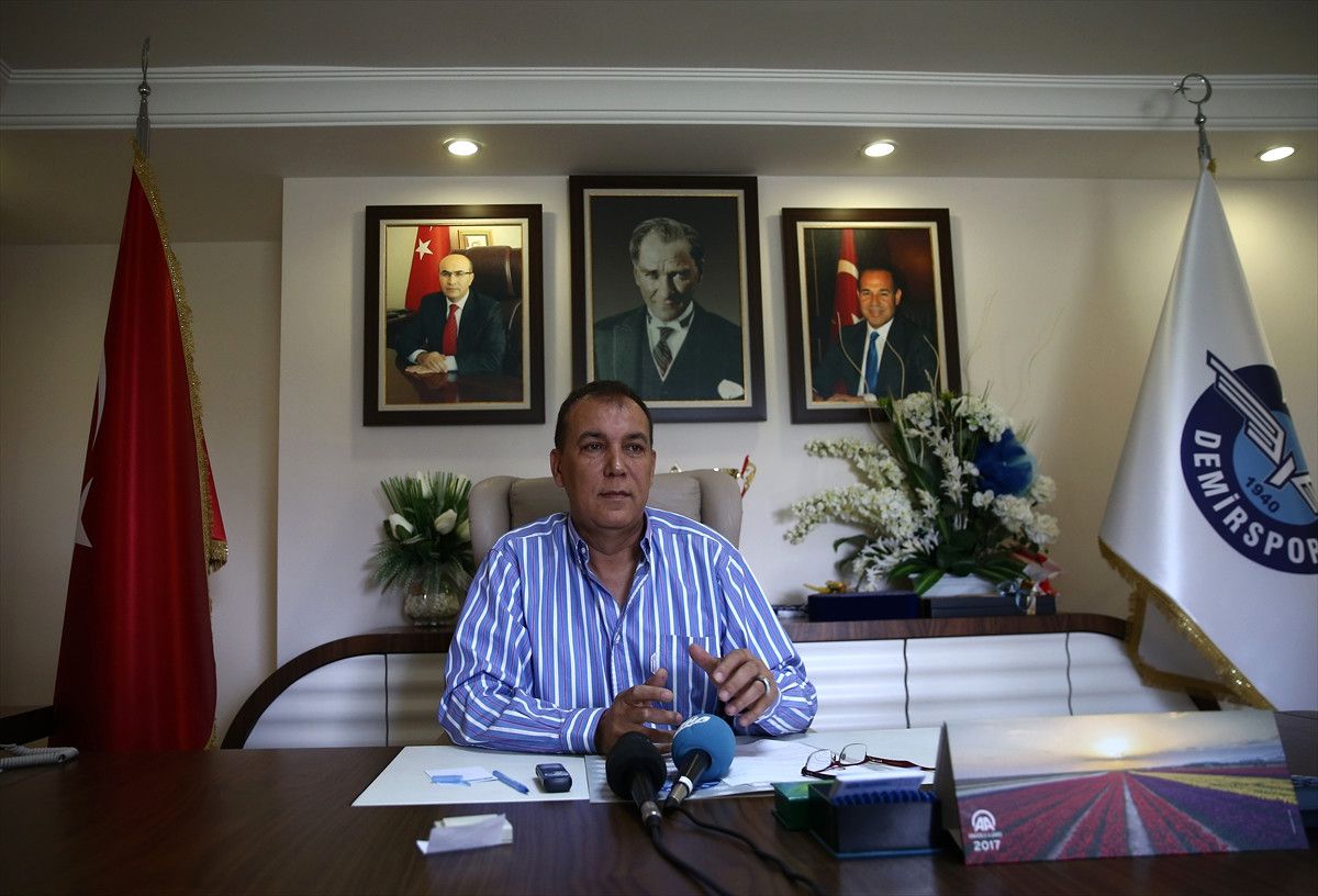 Adana Demirspor\'da Teknik Direktör Arayışları
