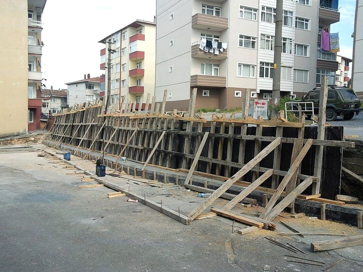 Alaplı Belediyesi Yol Açma Atağında