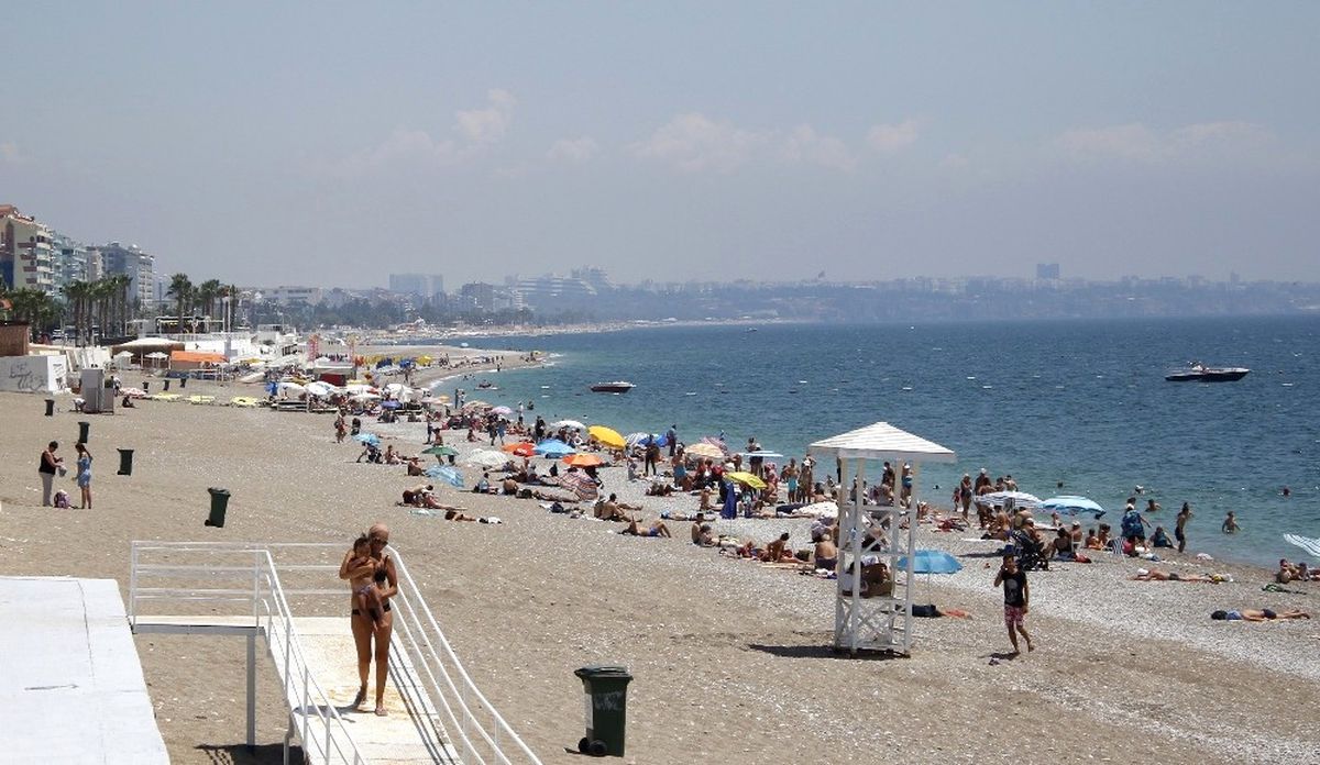 Antalya\'da Yaz Sezonu Açıldı