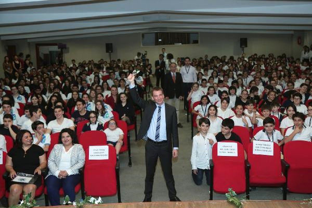 Avrupa Parlamentosu Çevre Komisyon Başkan Yardımcısı Javor\'a "Yılın Çevre Ödülü" Verildi