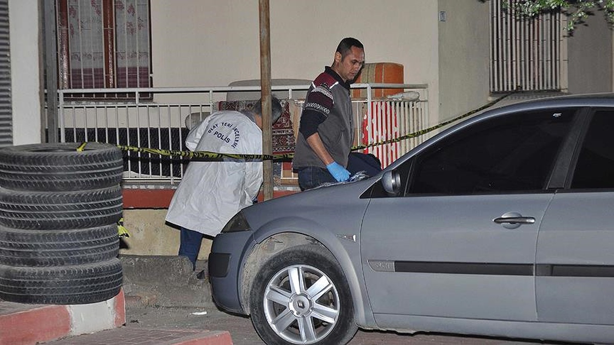 Birlikte Olduğu Kadının Boşandığı Eşini Öldürdü