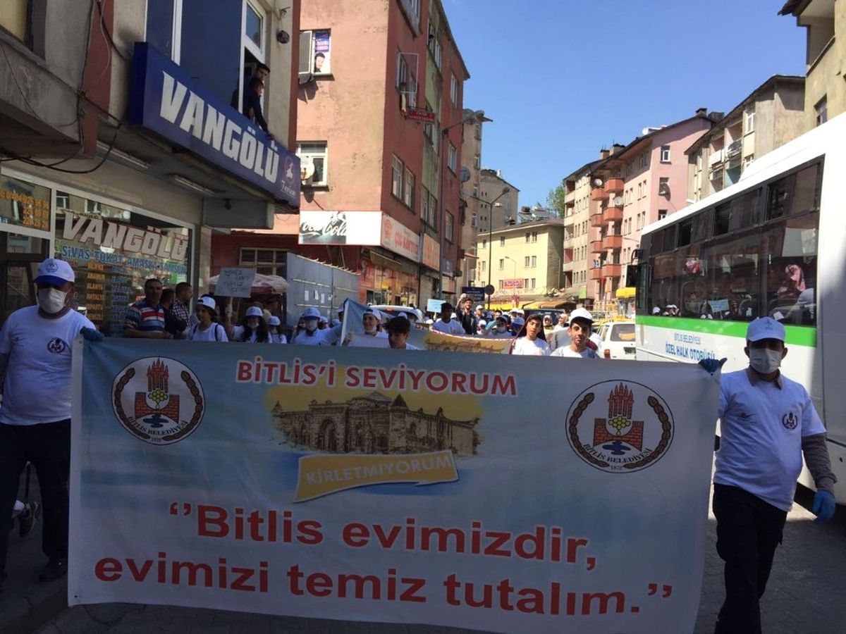 Bitlis\'te Çevre Temizliği