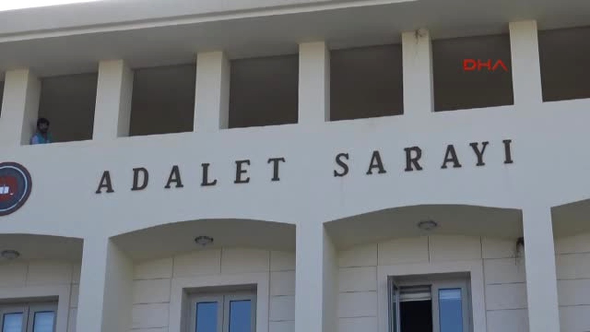 Bodrum\'da 13 Göçmen Kaçakçılığı Zanlısı Adliyede (2)