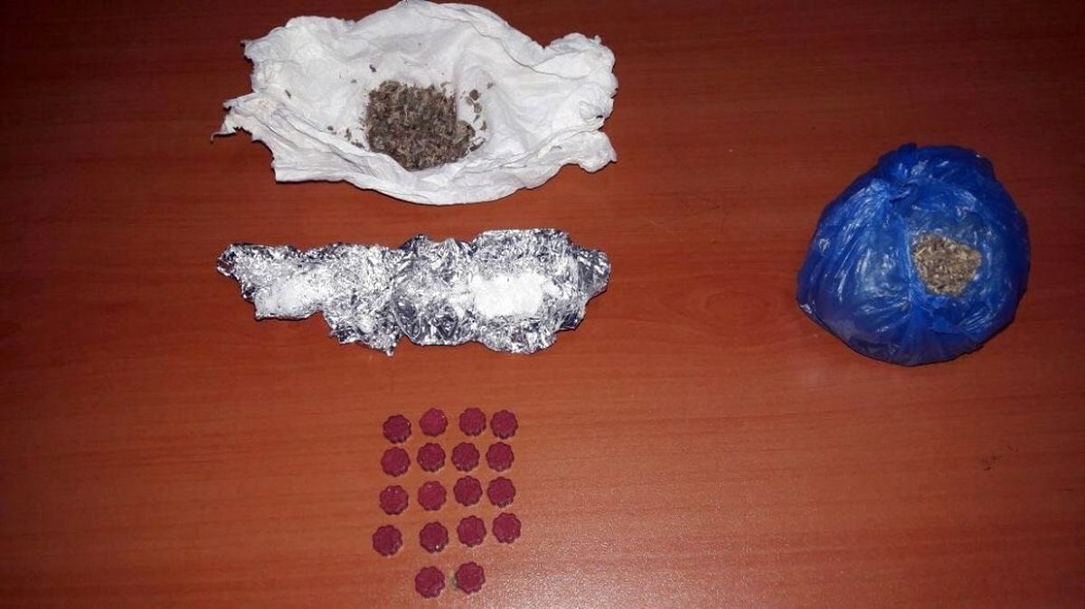 Bursa\'da Uyuşturucu Operasyonu: 2 Gözaltı
