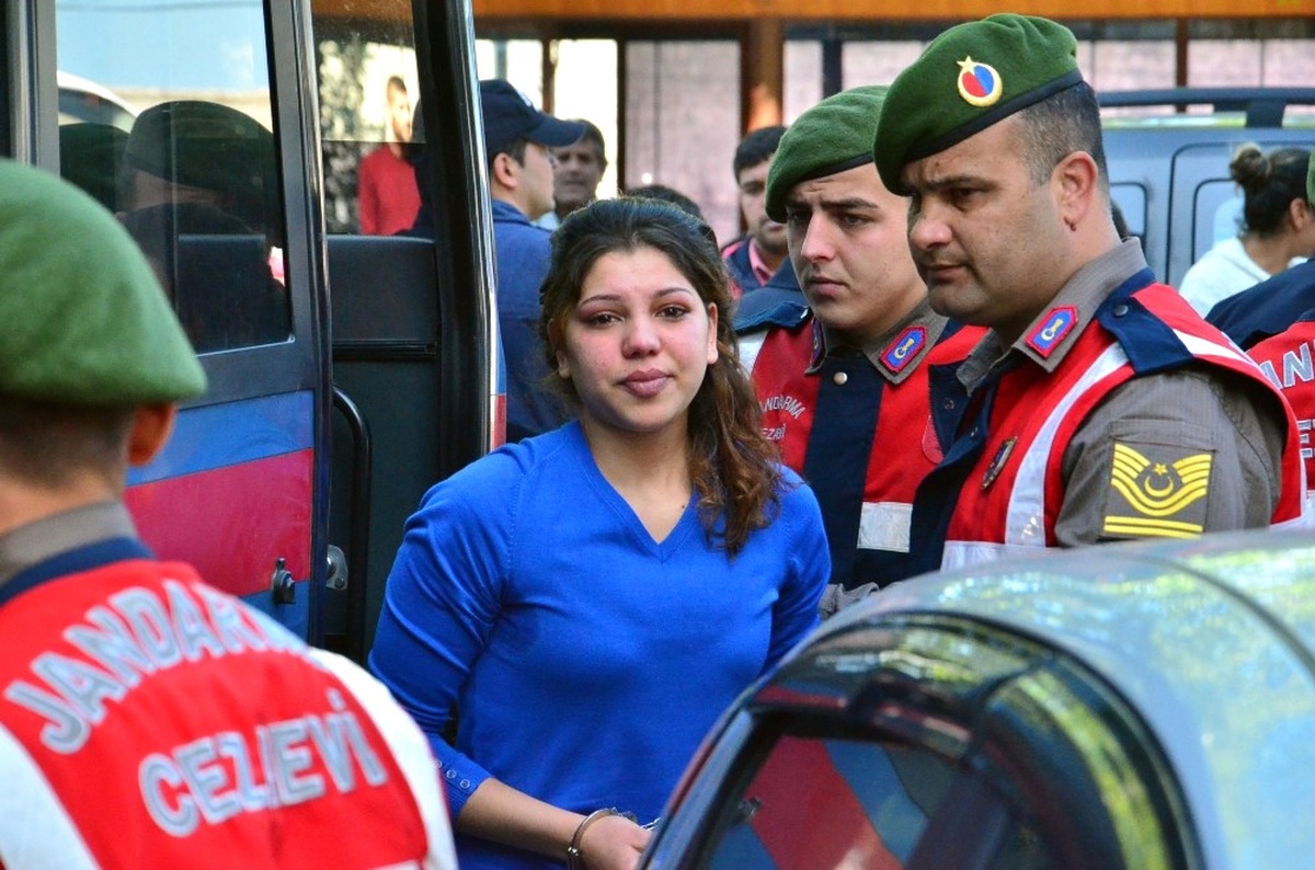 Cinayet Sanığı Kadına, "Ceza Sorumluluğu Tam" Raporu