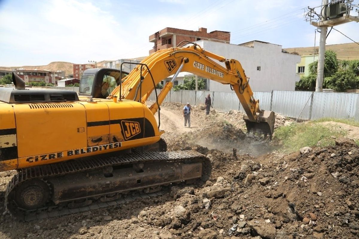 Cudi Mahallesi\'nde Alt Yapı Çalışmaları Devam Ediyor