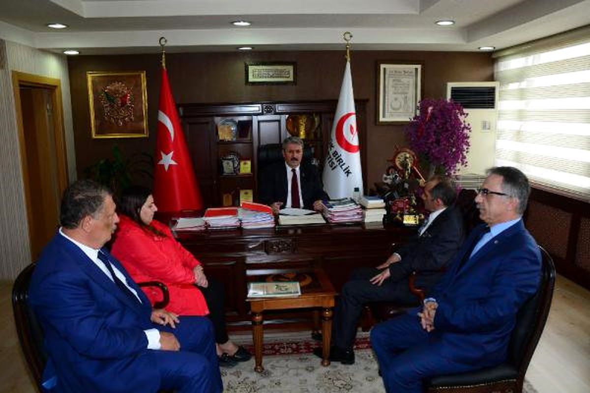 Destici: Katar\'ın Durumu Türkiye\'yi de Etkileyecektir